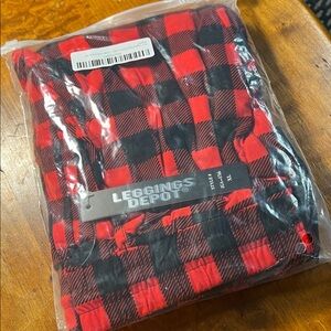 NWT Leggings Depot Checkered Red and Black Leggings